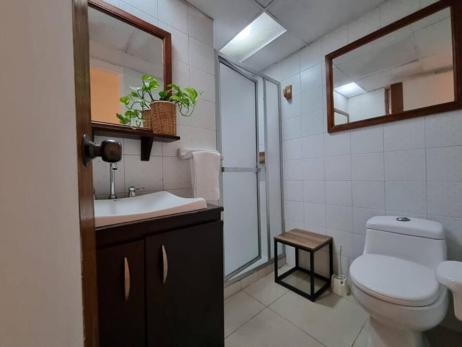 Ferienwohnung El Jardin De Manila Medellín Exterior foto